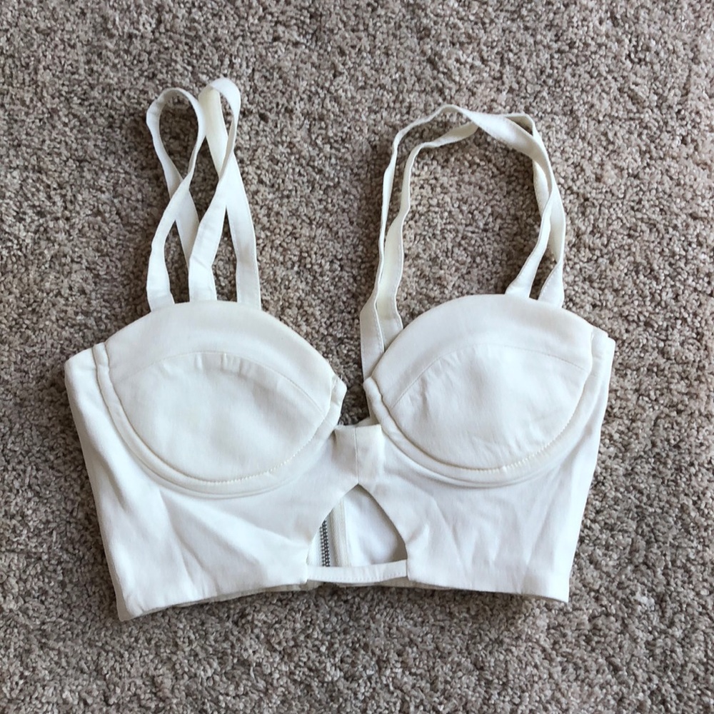 SABOSKIRT STRAPPY WHITE CROP TOP SIZE XS